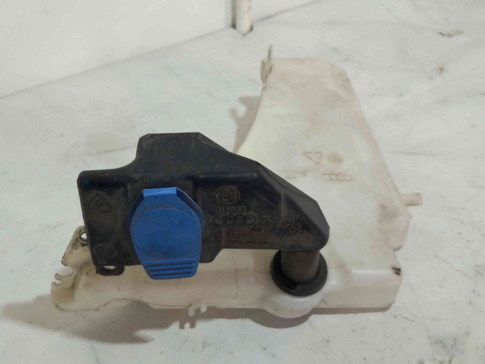 Vas lichid parbriz 8T2955463B Audi A5 (8T3) [Fabr 2007-2015] 2.0 CAHA 
