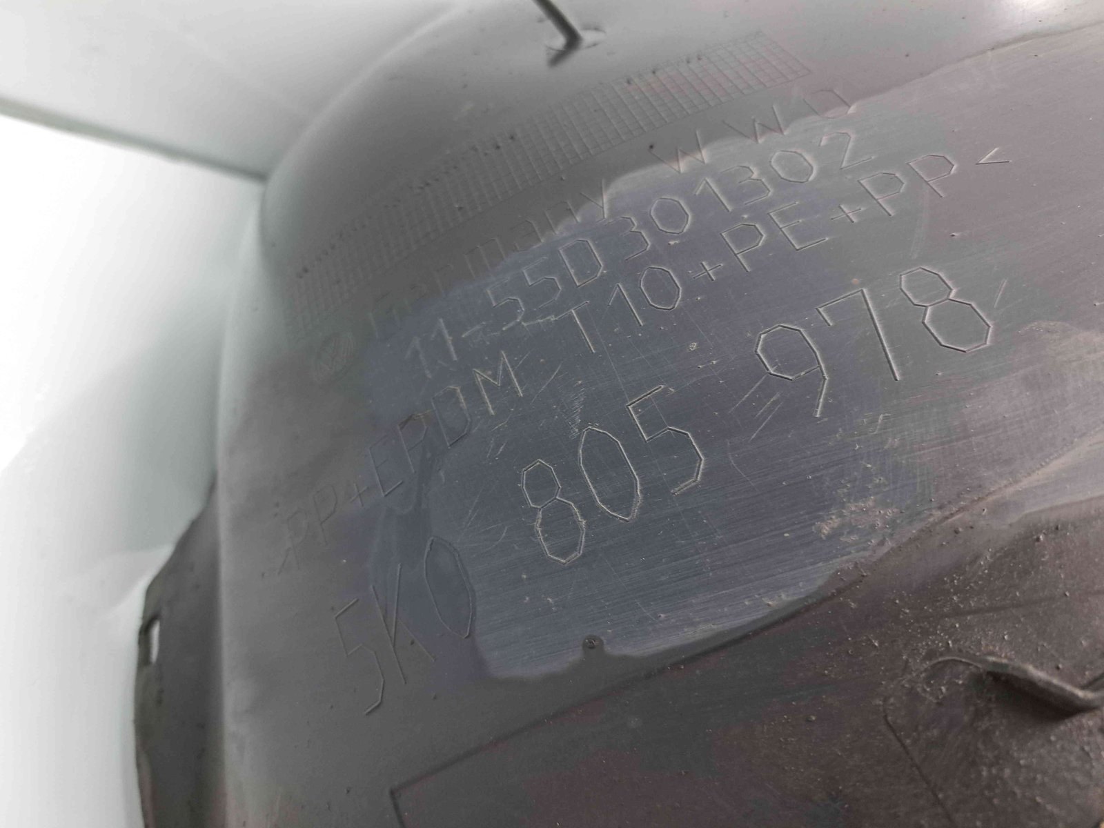 Carenaj roata dreapta fata Volkswagen Golf 6 (5K1) GTD [Fabr 2009-2013] 5K0805978 - imagine 4