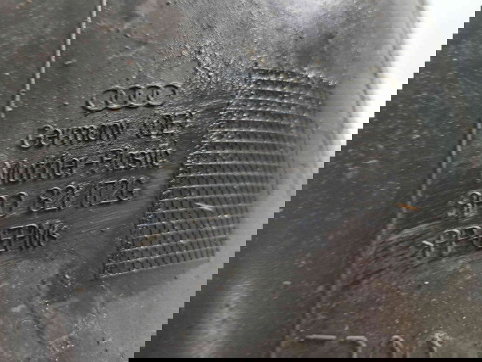 Carenaj roata dreapta fata Audi A3 Sportback (8PA) [Fabr 2004-2013] Facelift 8P0821172G