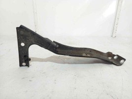 Suport aripa dreapta fata 8T0821136A Audi A5 (8T3) [Fabr 2007-2015] 2.0 CAHA