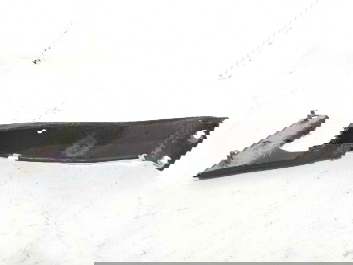 Suport aripa dreapta fata 8T0821136A Audi A5 (8T3) [Fabr 2007-2015] 2.0 CAHA