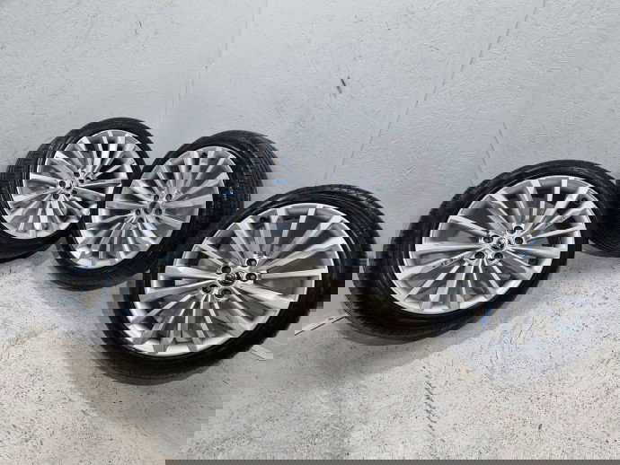 Set jante cu anvelope Skoda Superb III Combi (3V5) [Fabr 2015-2024] 3V0601025AQ