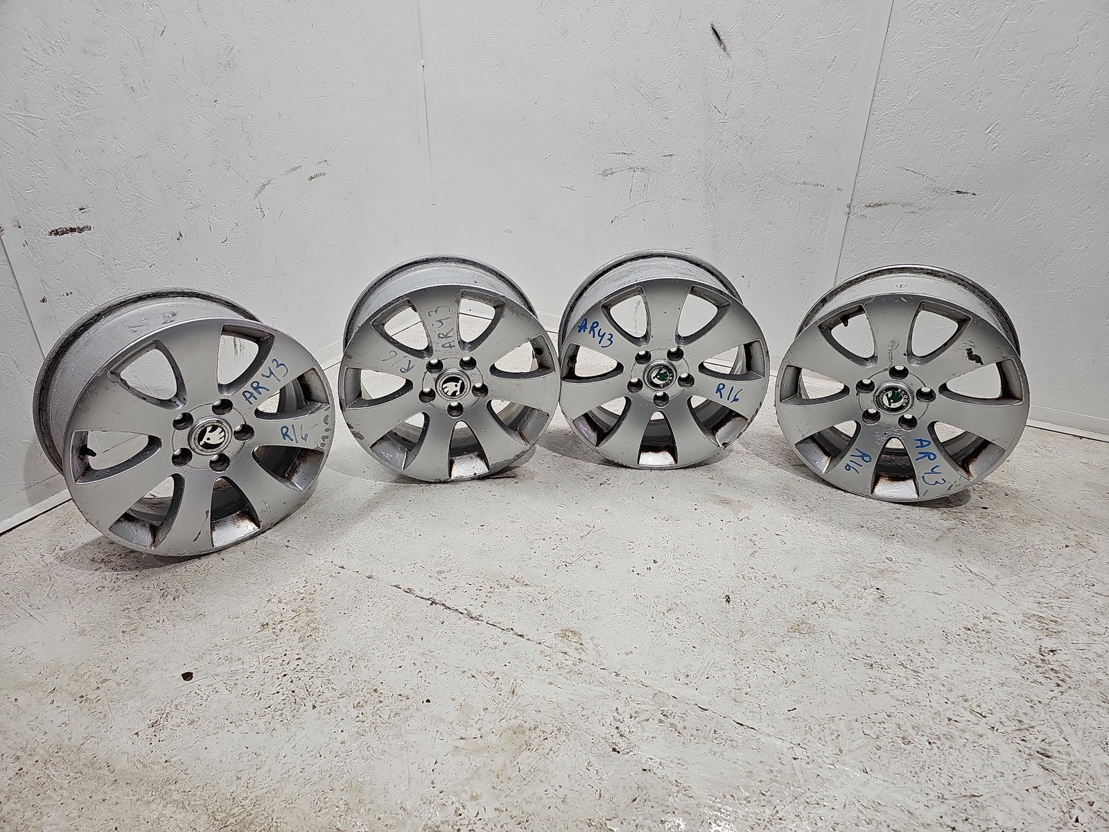 Set jante aliaj Skoda Superb II Combi (3T5) [Fabr 2009-2015] 3T0601025 - imagine 1