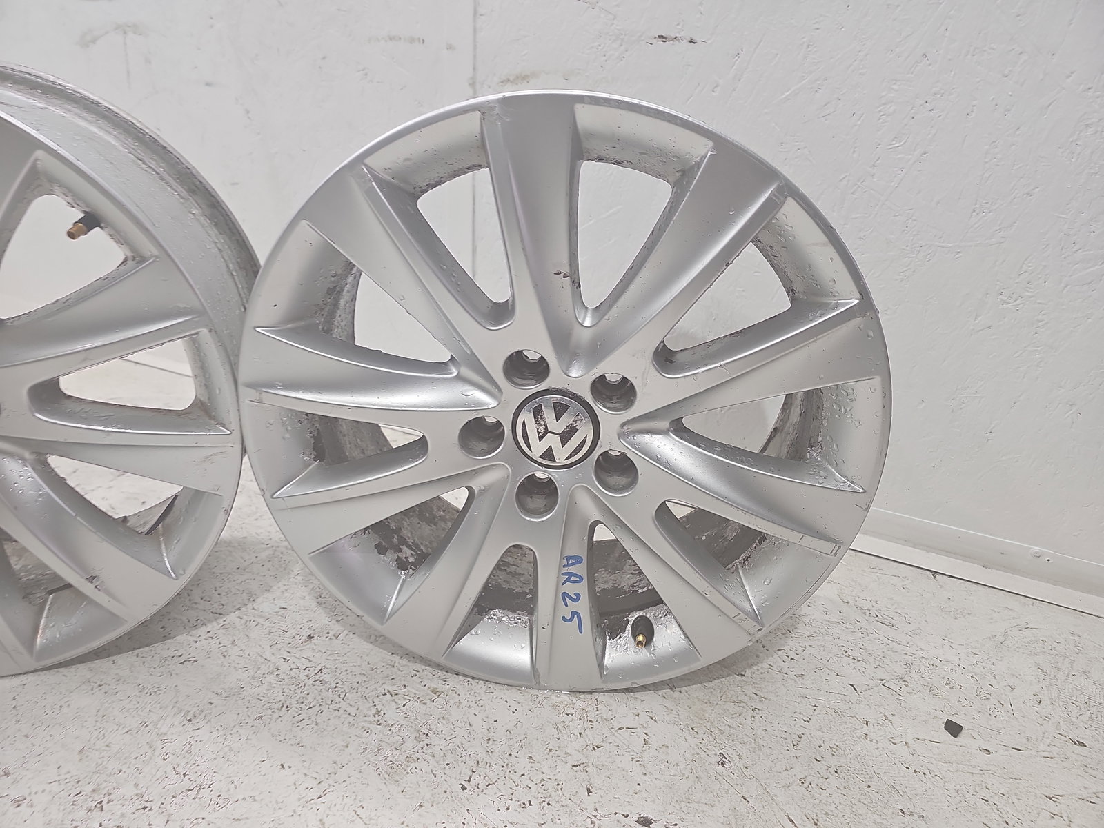 Set jante aliaj Volkswagen Tiguan (5N) [Fabr 2007-2016] 5N0601025N - imagine 2