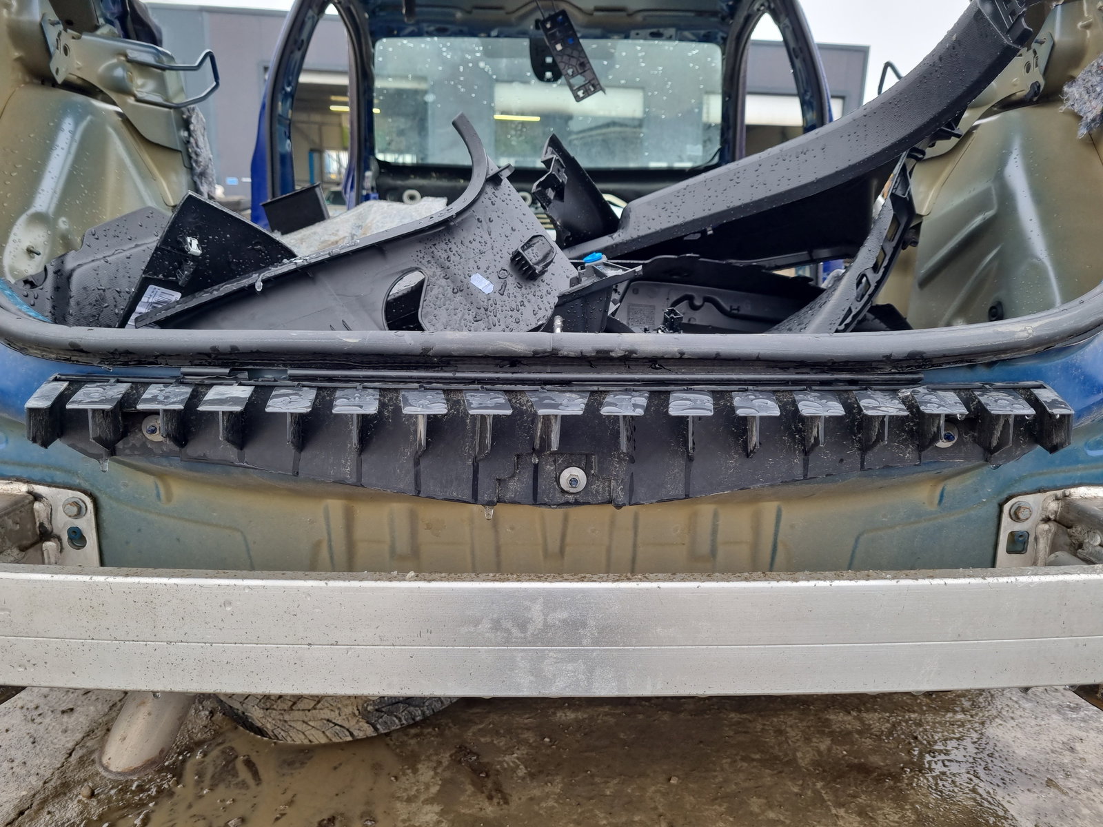 Suport central bara spate PEUGEOT 308 II GT-Line [Fabr 2019-2021] OEM - imagine 1