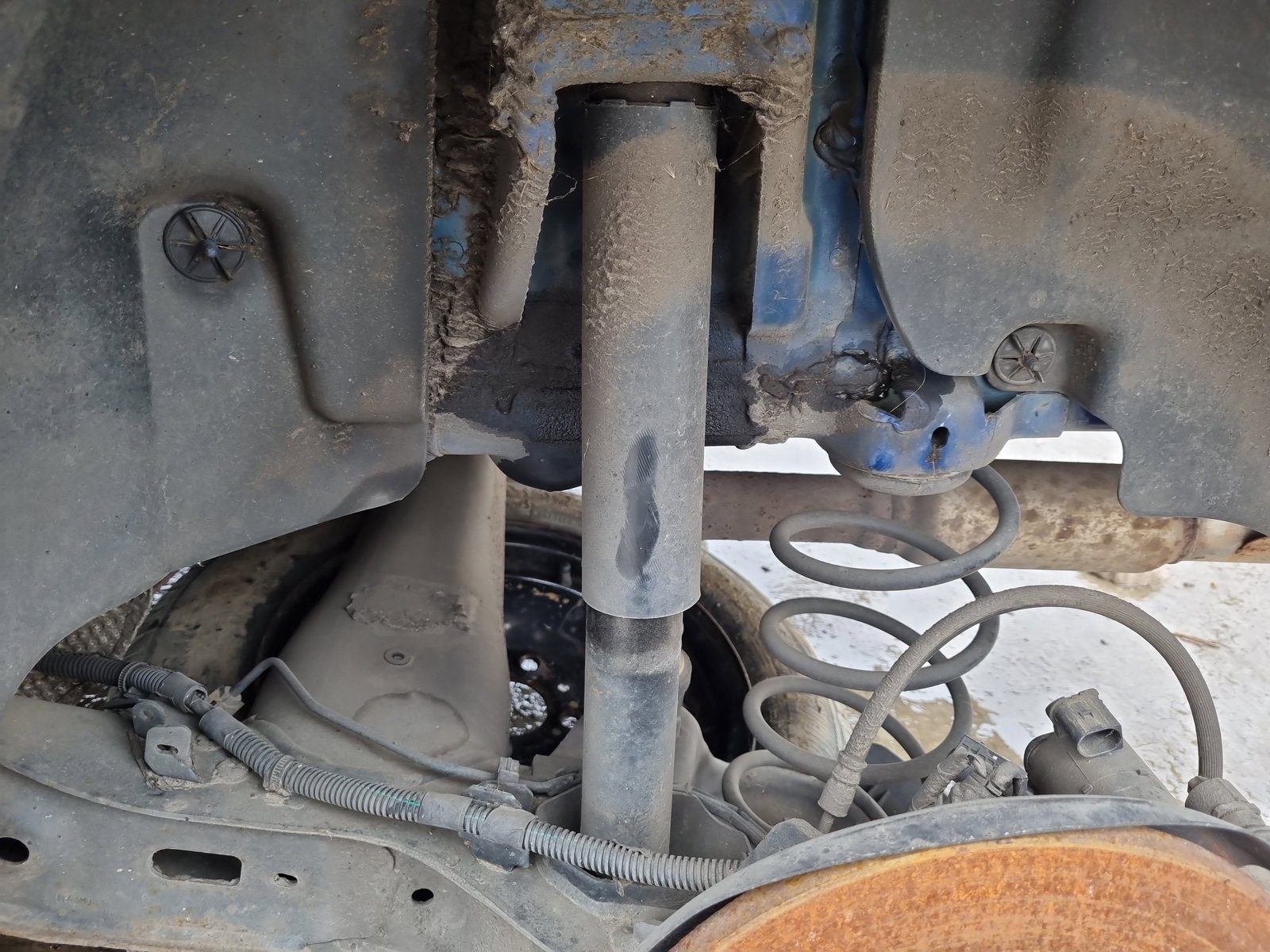 Amortizor stanga spate PEUGEOT 308 II GT-Line [Fabr 2019-2021] 1.5 HDi YHZ 96KW / 130CP - imagine 1