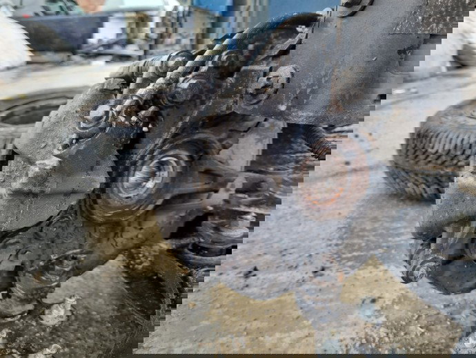 Etrier dreapta fata PEUGEOT 308 II GT-Line [Fabr 2019-2021] OEM 1.5 HDi YHZ 96KW / 130CP