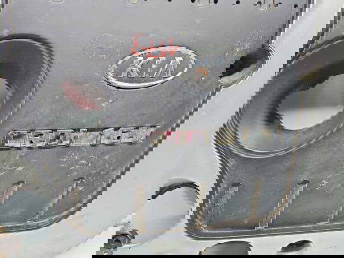 Capac motor KIA Carens III (LD) [Fabr 2006-2012] OEM 2.0 TCI D4EA 103KW / 140CP