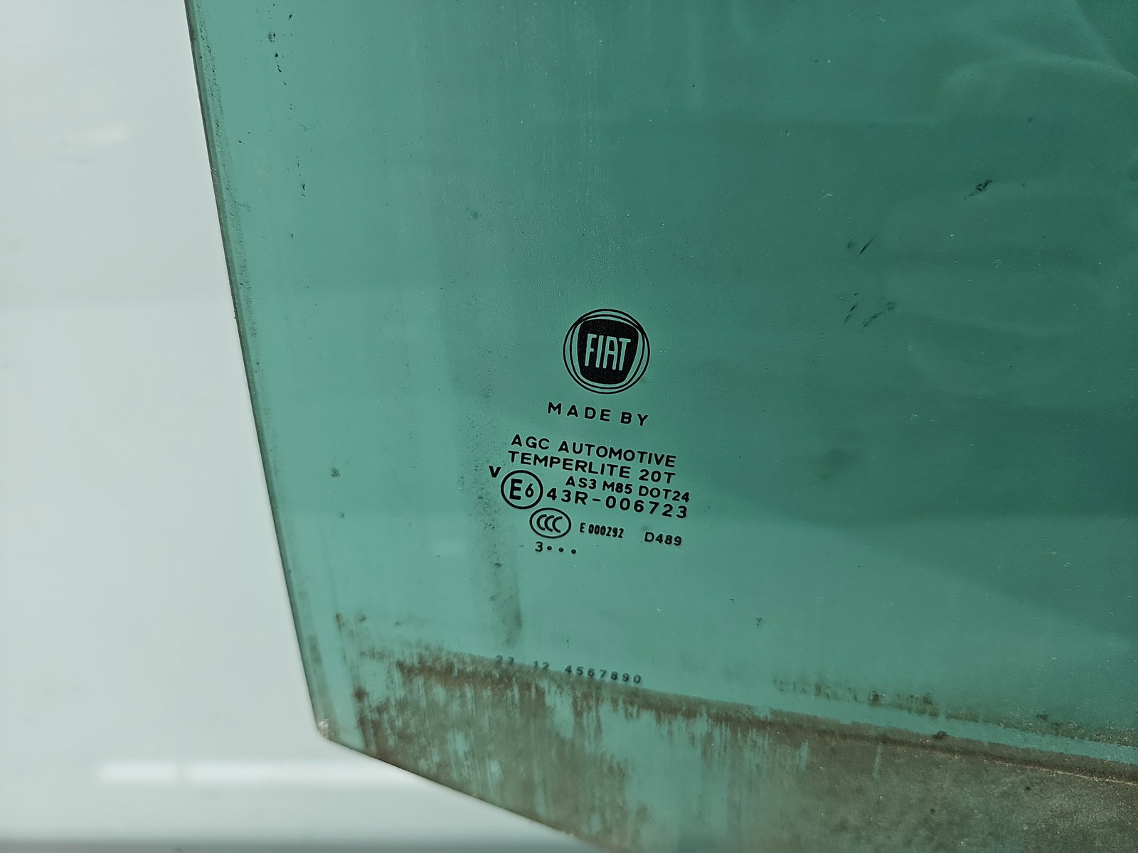 Geam usa dreapta spate Fiat 500L Trekking [Fabr 2012-prezent] OEM - imagine 2