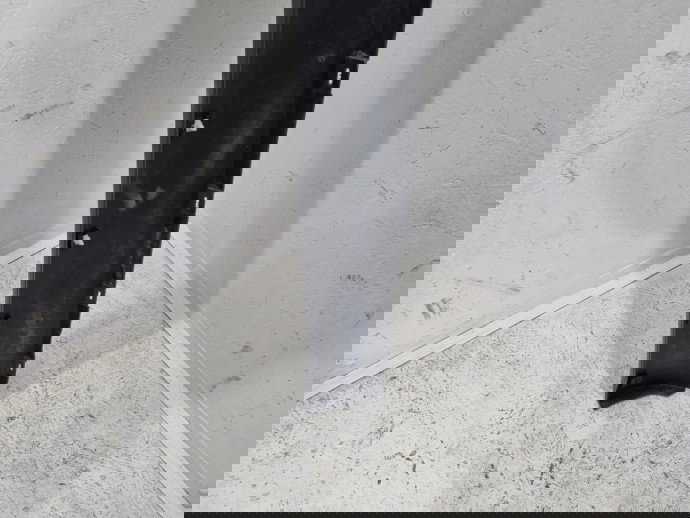 Prag lateral stanga Skoda Yeti (5L) [Fabr 2009-2020] 8L0853855A