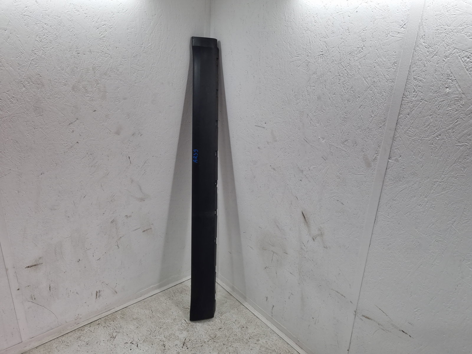 Prag lateral dreapta Skoda Yeti (5L) [Fabr 2009-2020] 5L0853856A - imagine 1