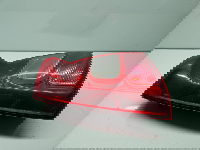  Stop aripa stanga Dacia Logan (LS) [Fabr 2004-2012] 8200744760