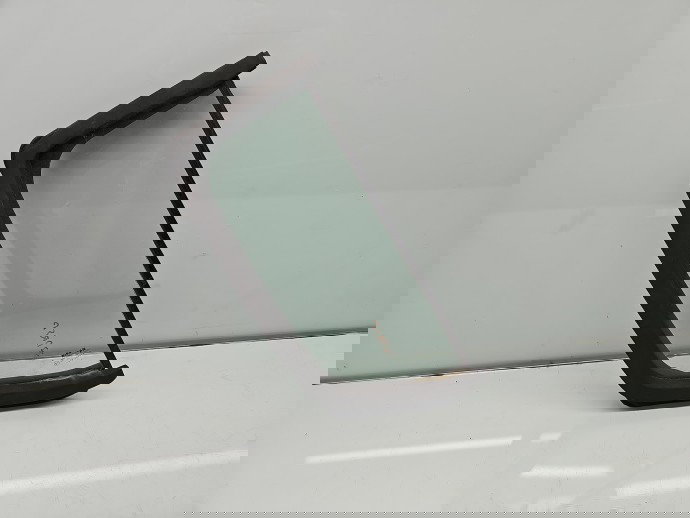 Geam fix usa dreapta spate Nissan Navara (D40) [Fabr 2005-2014] OEM