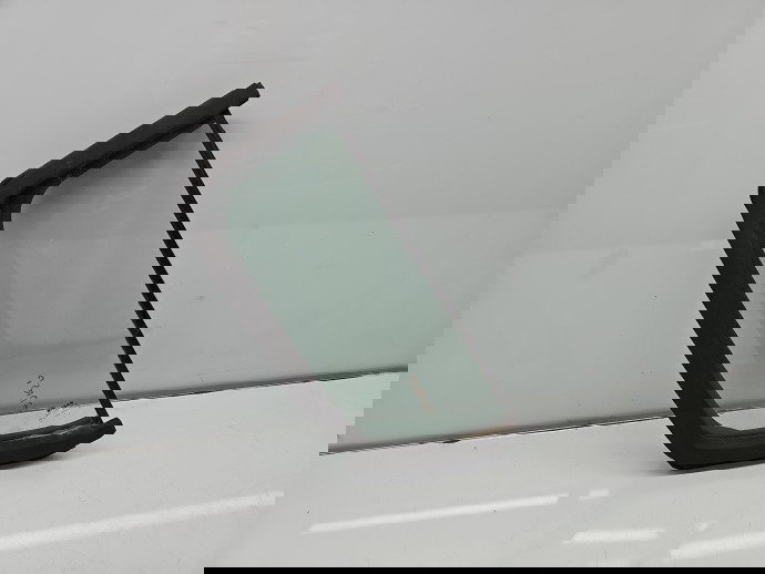 Geam fix usa dreapta spate Nissan Navara (D40) [Fabr 2005-2014] OEM