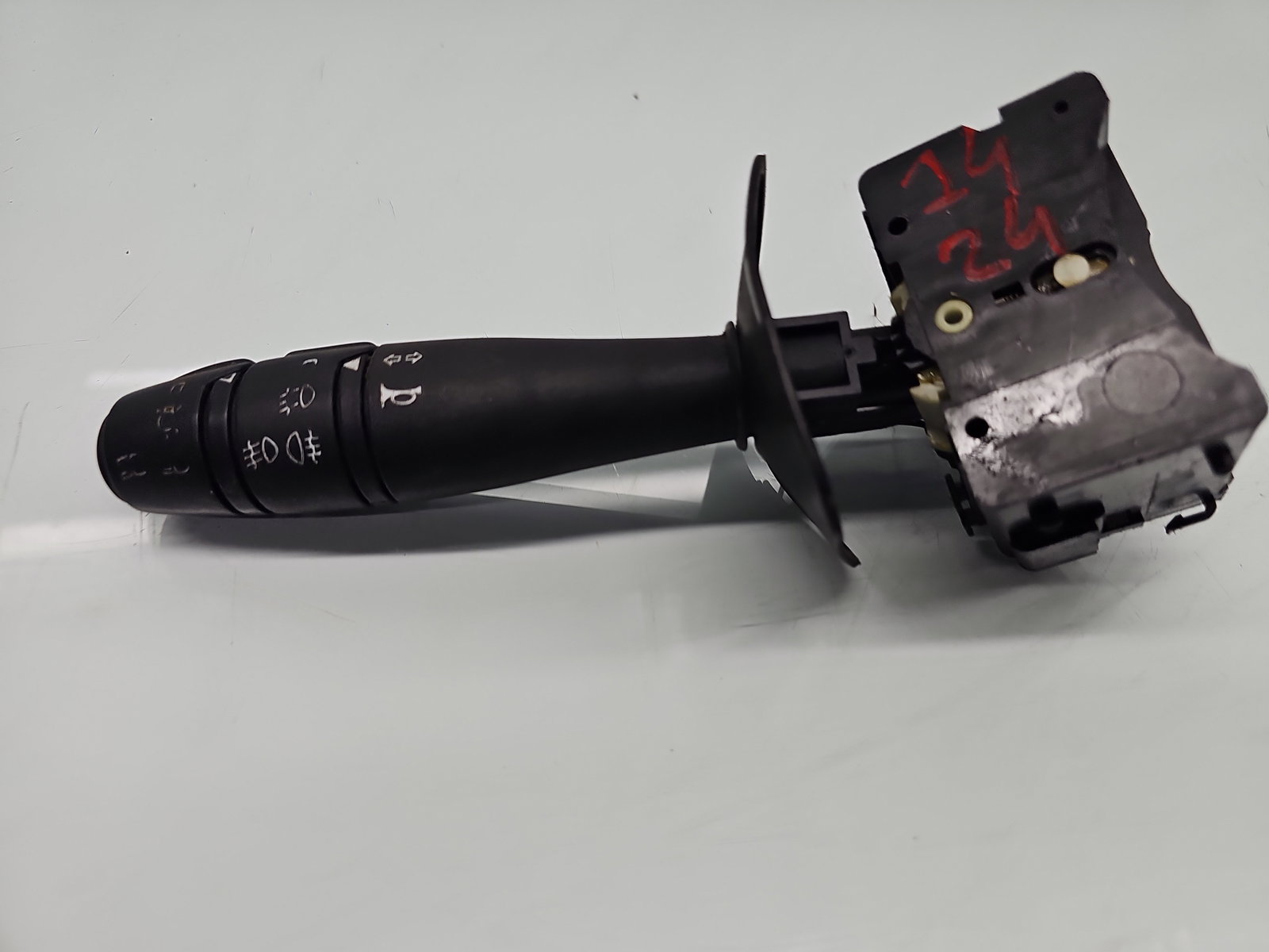 Maneta semnalizare Dacia Logan MCV (KS) [Fabr 2007-2012] 8200399390 - imagine 1