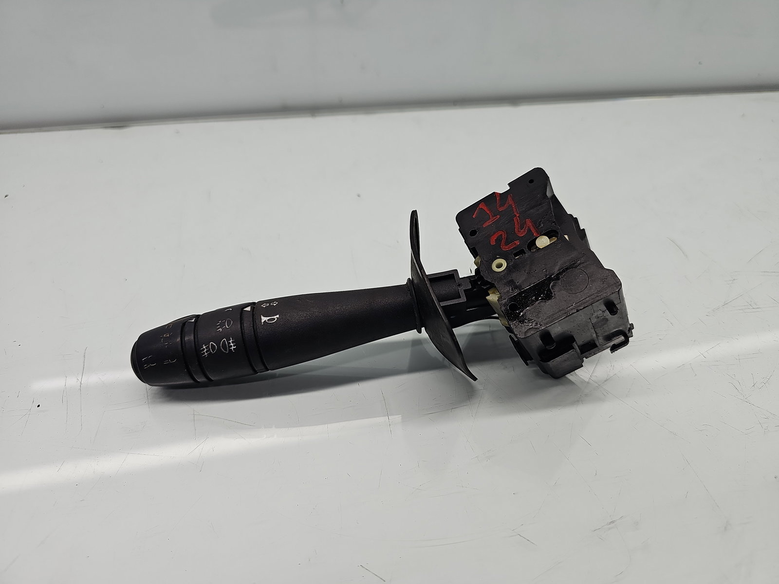 Maneta semnalizare Dacia Logan MCV (KS) [Fabr 2007-2012] 8200399390 - imagine 2