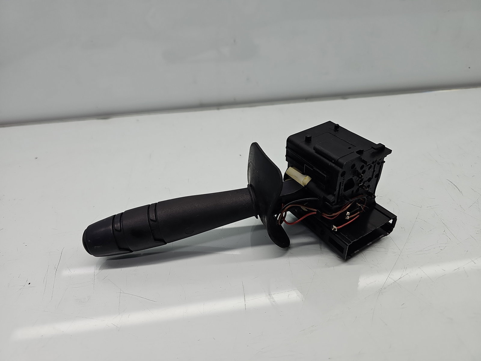 Maneta semnalizare Dacia Logan MCV (KS) [Fabr 2007-2012] 8200399390 - imagine 3