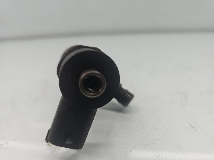 Injector Opel Astra H [Fabr 2004-2009] 0445110243 1.9 CDTI Z19DTH 110 KW / 150 CP
