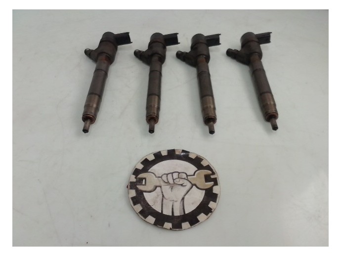 Injectoare Hyundai Accent 1.5 DCI 338002A400 2005-2010