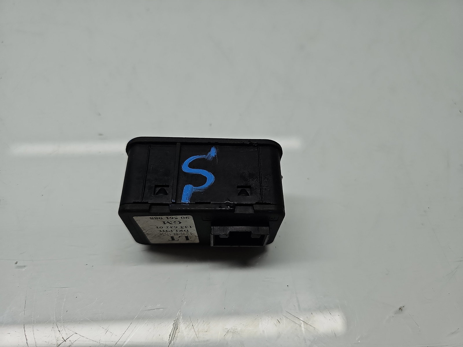 Butoane comanda geamuri sofer Opel Astra G Combi (F35) [Fabr 1998-2004] 13363201 - imagine 3