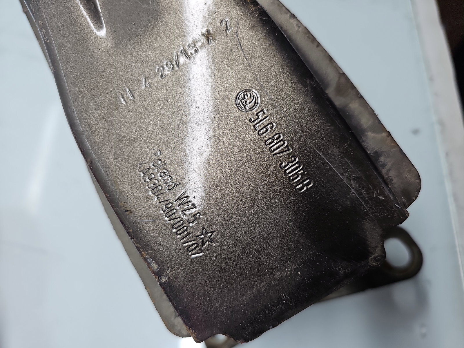 Armatura bara spate Skoda Yeti (5L) [Fabr 2009-2020] 5L6807305B - imagine 5