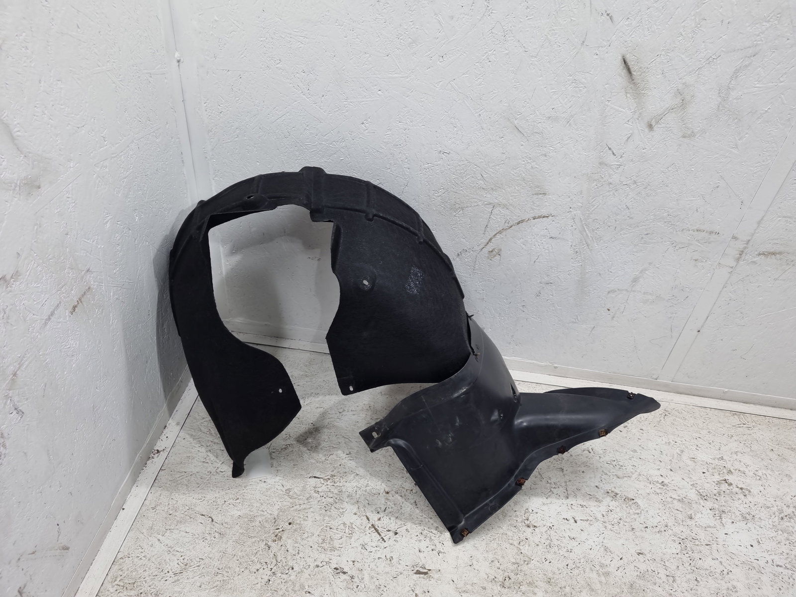 Carenaj roata dreapta fata Skoda Octavia 2 Combi (1Z5) [Fabr 2004-2013] Facelift OEM - imagine 1