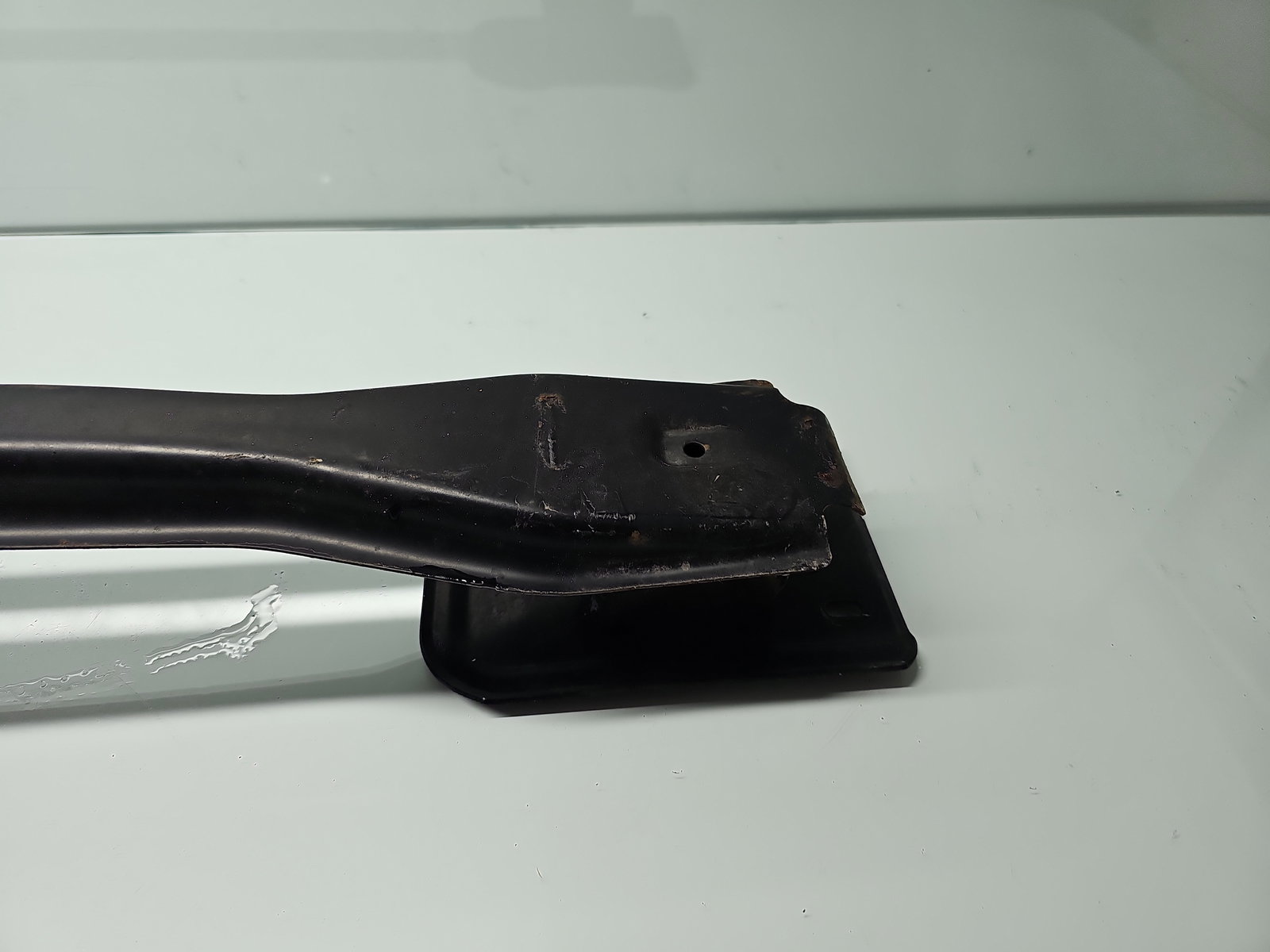 Armatura bara spate Ford Fiesta 6 facelift [Fabr 2008-2019] 8V51-17912-BE - imagine 3