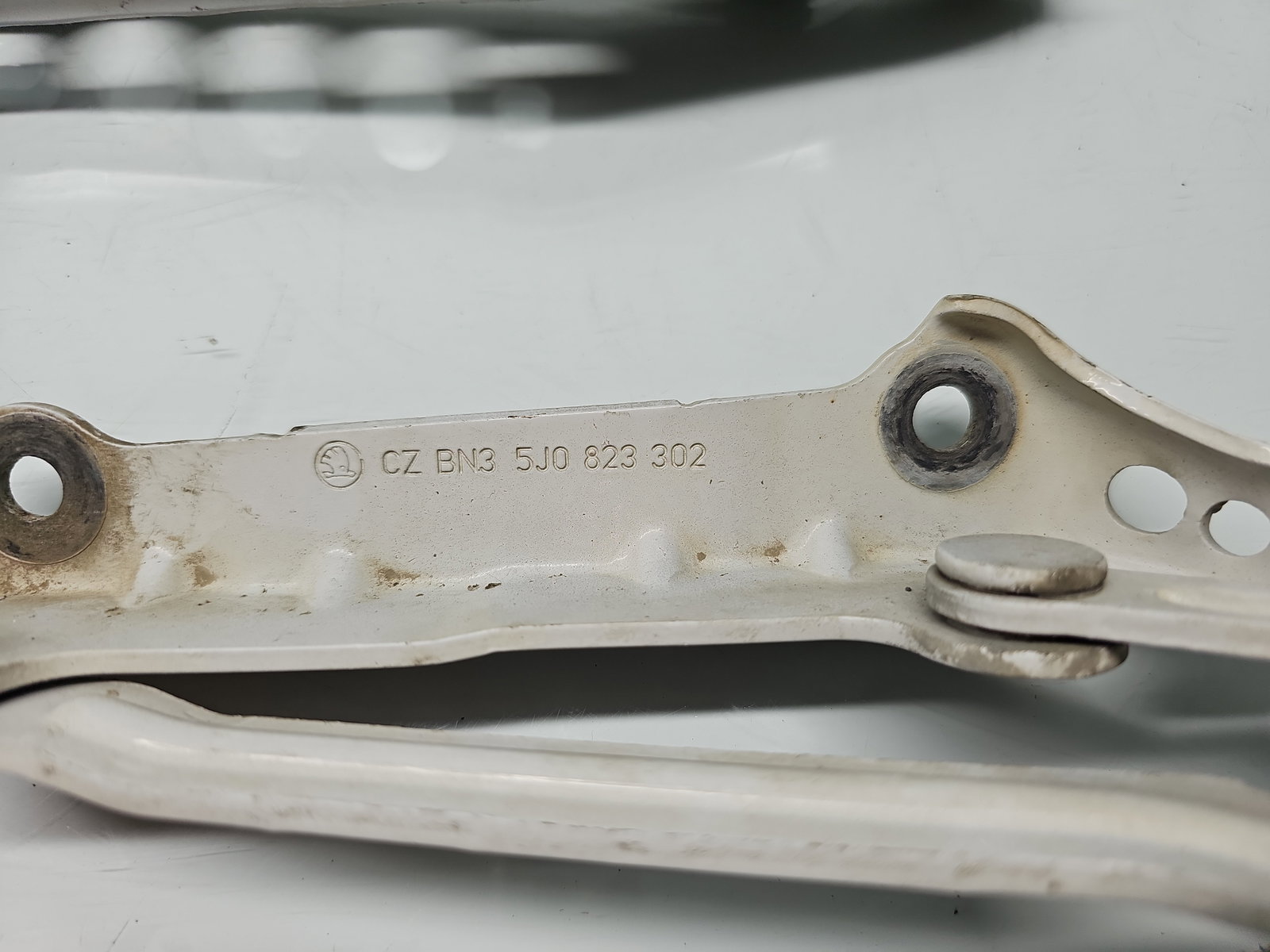 Set balamale capota Skoda Fabia 2 (5J, 542) [Fabr 2007-2014] 5J0823301/5J0823302 - imagine 4