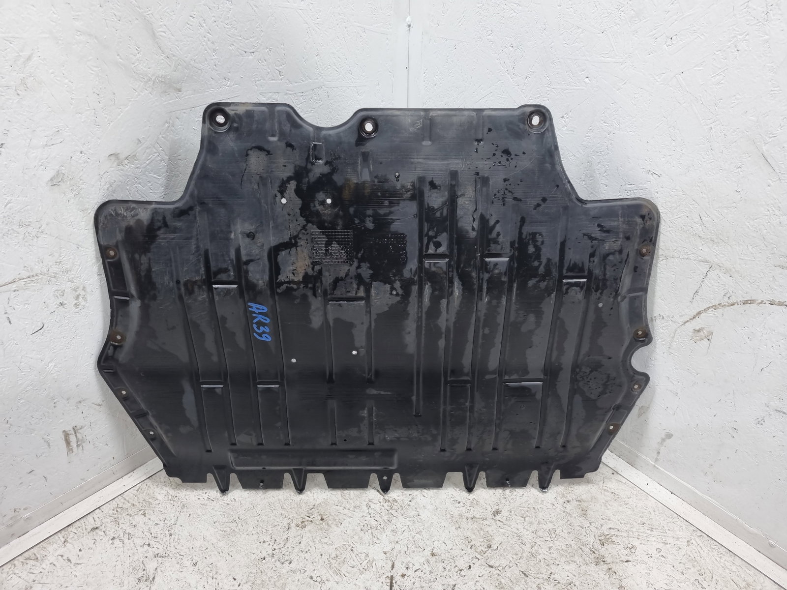 Scut motor Skoda Yeti (5L) [Fabr 2009-2020] 5C0825237B - imagine 1