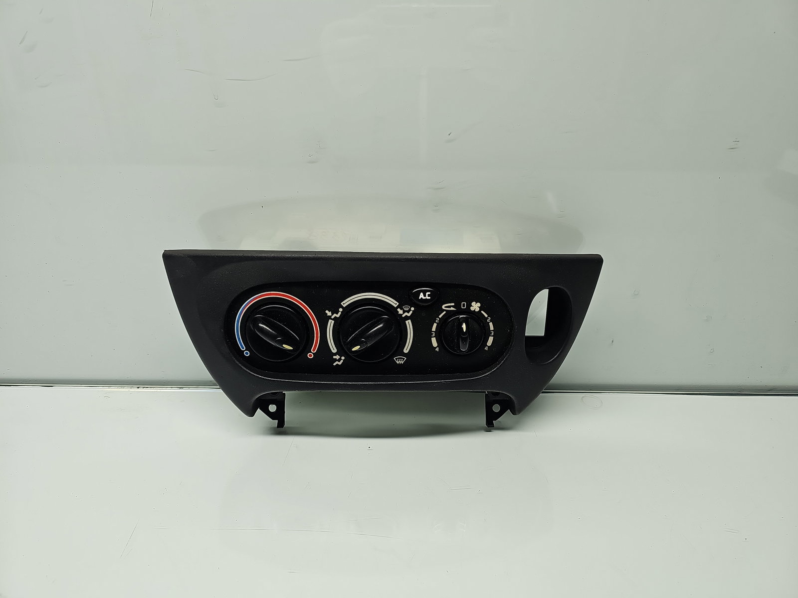 Panou comanda clima Renault Megane 1 [Fabr 1995-2003] 663391J - imagine 1