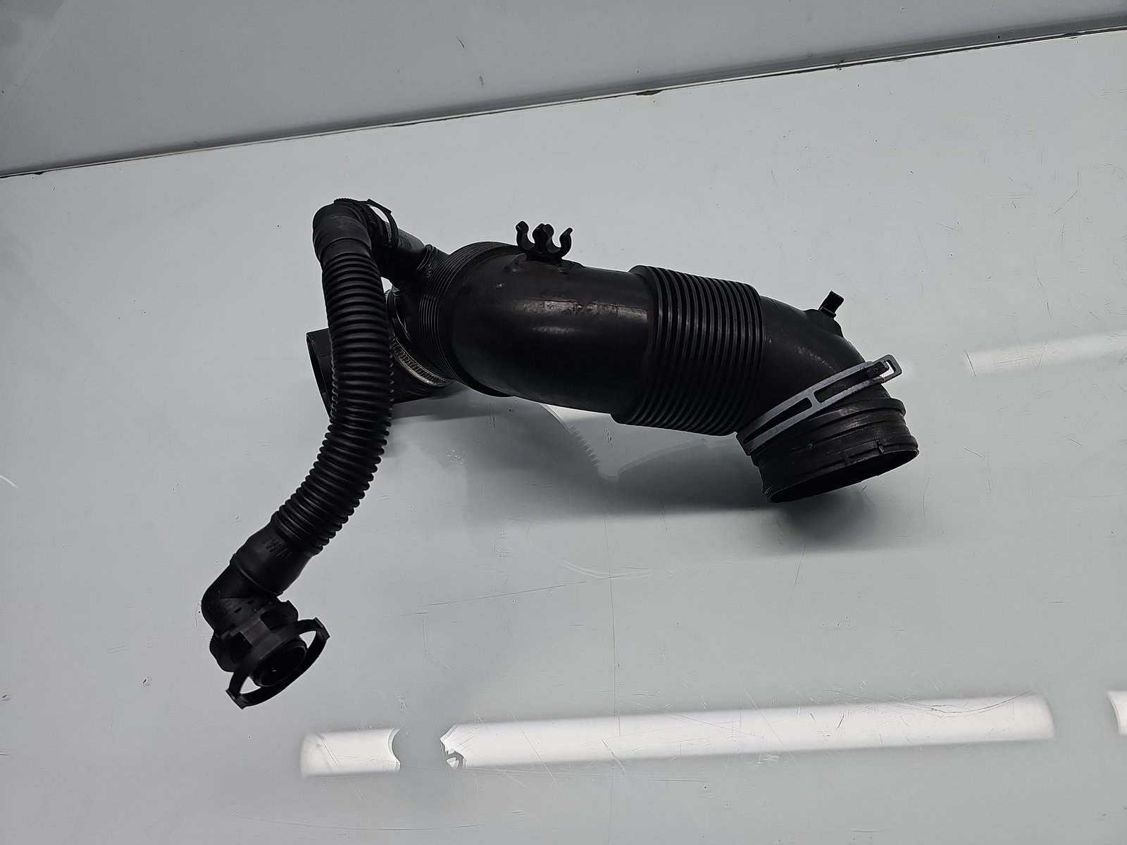 Tub admisie aer AUDI A3 Sportback (8PA) [Fabr 2004-2013] Facelift 3C0129654M 1.6 TDI CAYC 77KW / 105CP - imagine 2