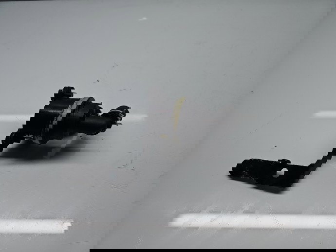 Pompa recirculare apa Volkswagen Golf 6 (5K1) [Fabr 2009-2013] 5N0965561A 1.6 TDI CAYC 77KW / 105CP