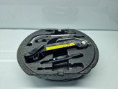  Set cric si cheie Volkswagen Golf 6 (5K1) [Fabr 2009-2013] OEM