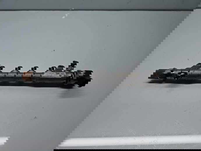 Rampa injectoare AUDI A5 (8T3) [Fabr 2007-2015] 03L130089Q 2.0 TDI CGLC 130KW / 177CP