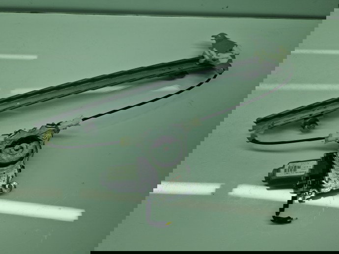 Macara electrica geam stanga spate Nissan Navara (D40) [Fabr 2005-2014] ARM119043