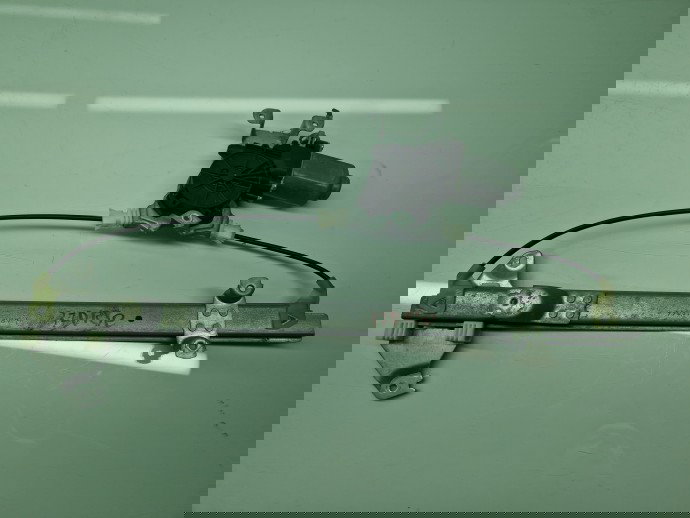 Macara electrica geam dreapta spate Nissan Navara (D40) [Fabr 2005-2014] ARM119044