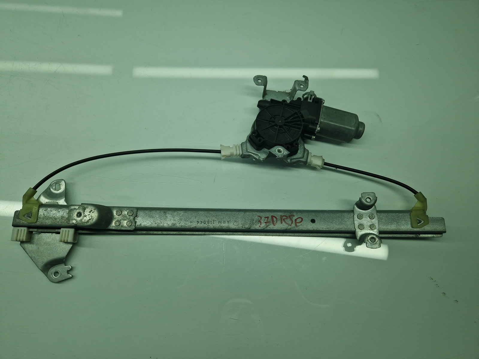 Macara electrica geam dreapta spate Nissan Navara (D40) [Fabr 2005-2014] ARM119044 - imagine 1