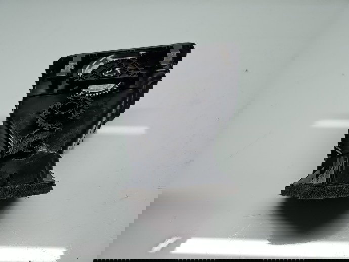  Grila aerisire stanga Volkswagen Golf 6 (5K1) [Fabr 2009-2013] 5K0819709D