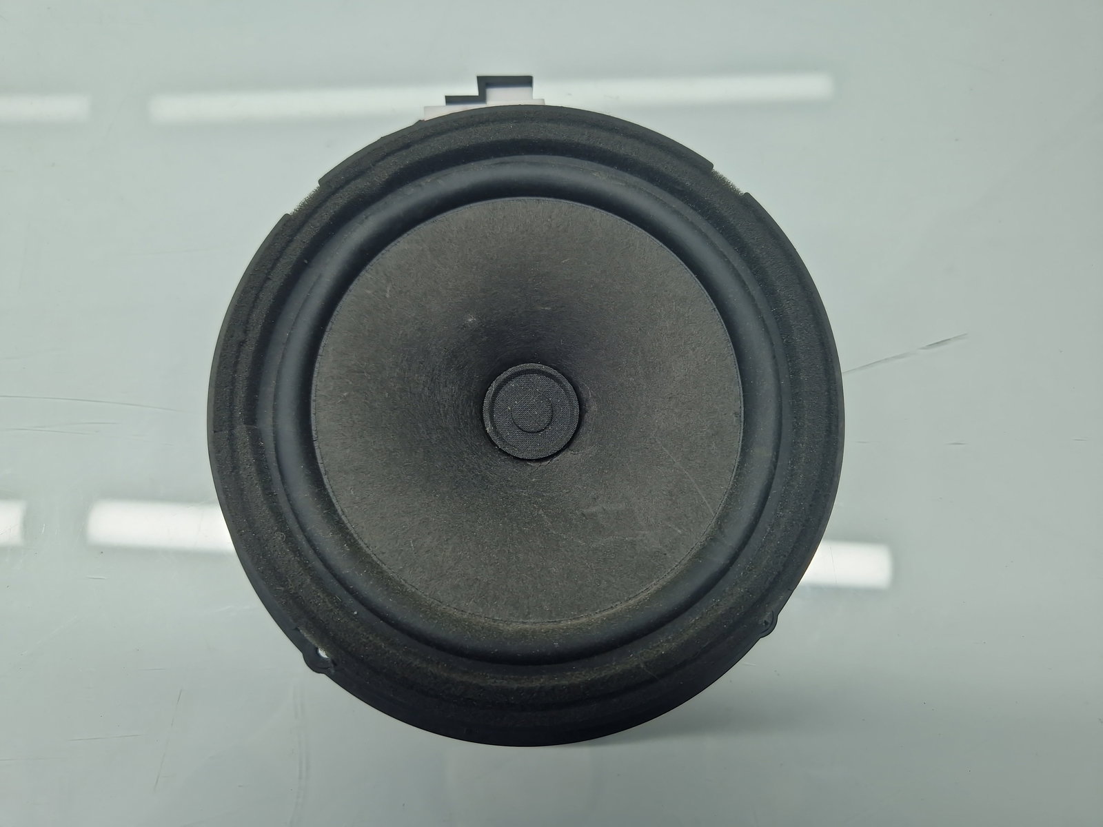 Boxa dreapta spate KIA Sorento 2 [Fabr 2009-2015] 963302P800 - imagine 1