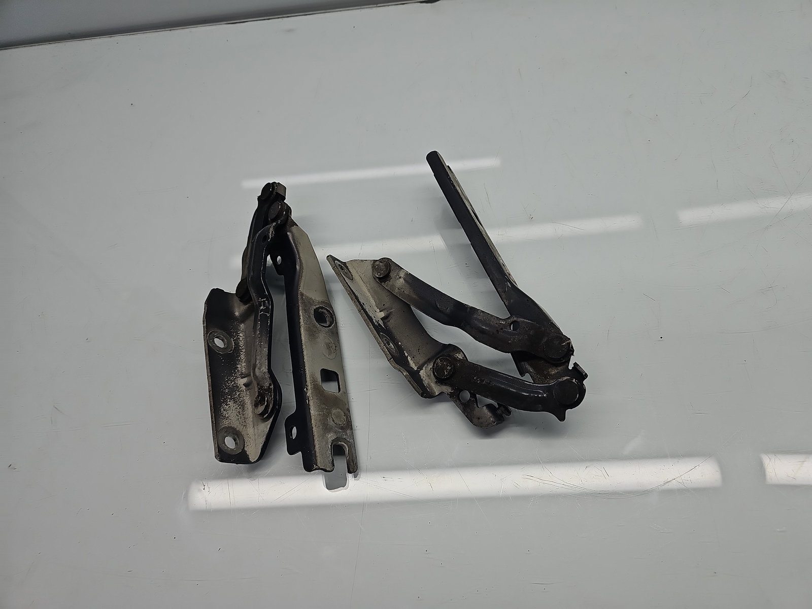 Set balamale capota Volkswagen Golf 6 (5K1) [Fabr 2009-2013] LA7T - imagine 3