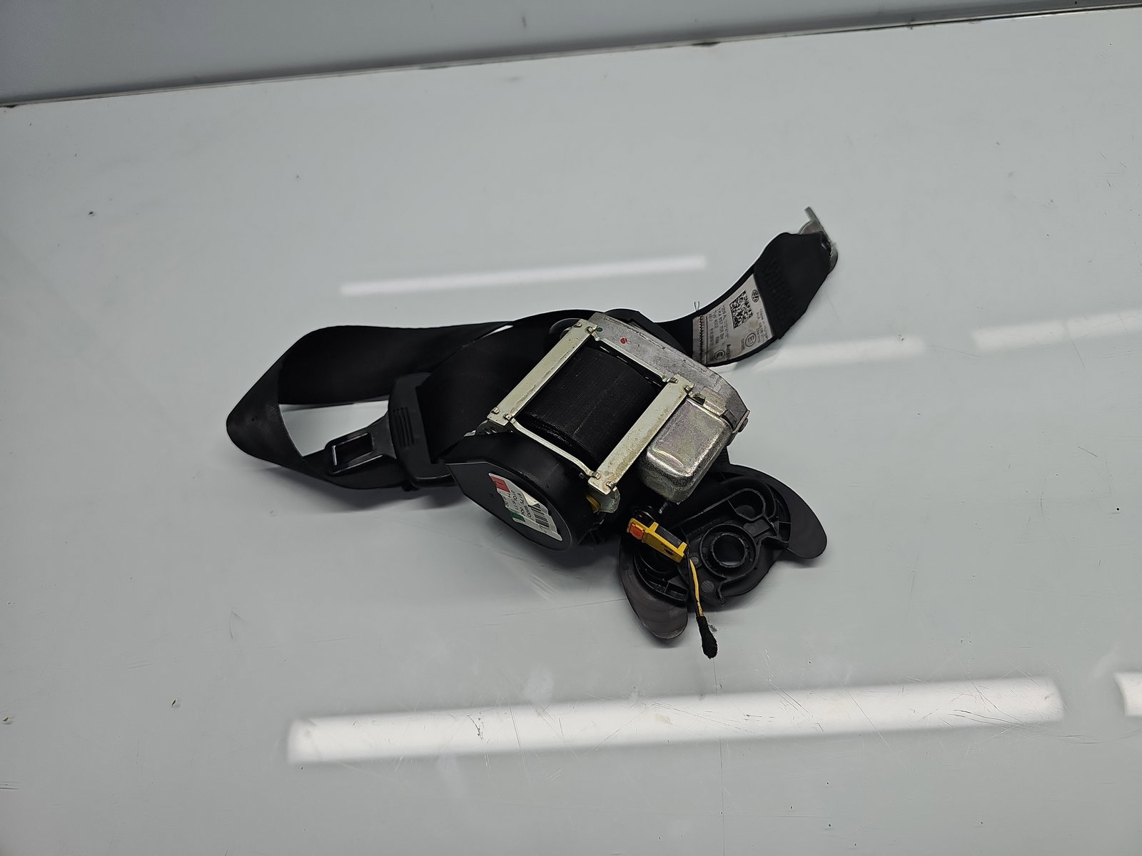 Centura stanga fata Volkswagen Golf 6 (5K1) [Fabr 2009-2013] 1K4857705BH - imagine 2