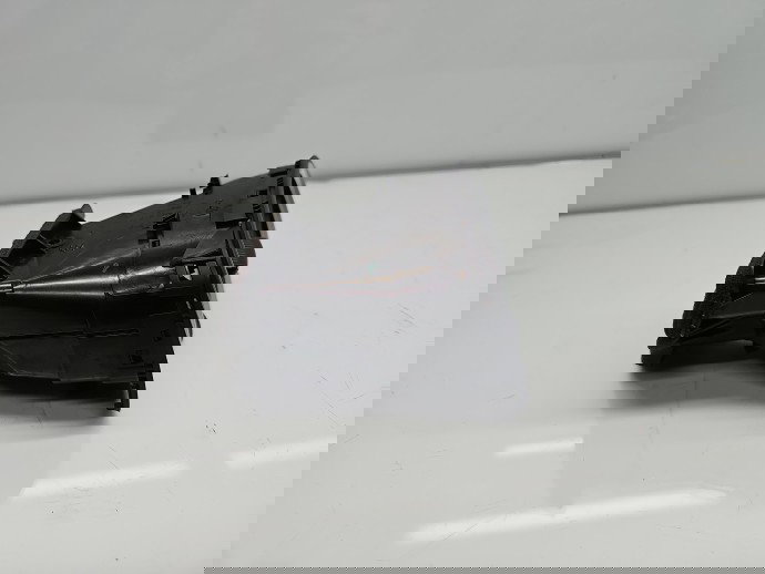  Grila aerisire spate Volkswagen Golf 6 (5K1) [Fabr 2009-2013] 5K0819709D