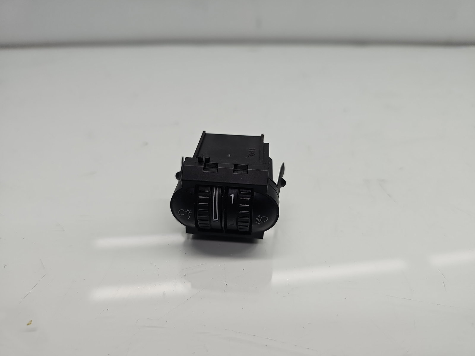 Buton reglaj far Volkswagen Golf 6 (5K1) [Fabr 2009-2013] 5K0941333 - imagine 1