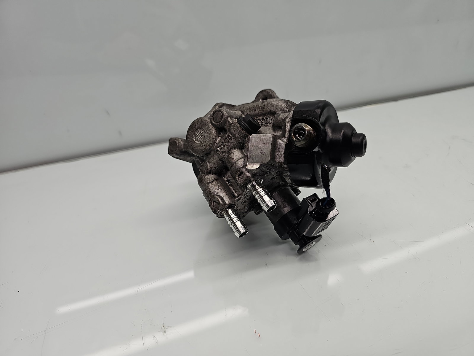 Pompa inalta presiune Volkswagen Golf 7 (5G) [Fabr 2014-prezent] 04L130755D 1.6 TDI CLHA 77KW / 105CP - imagine 3