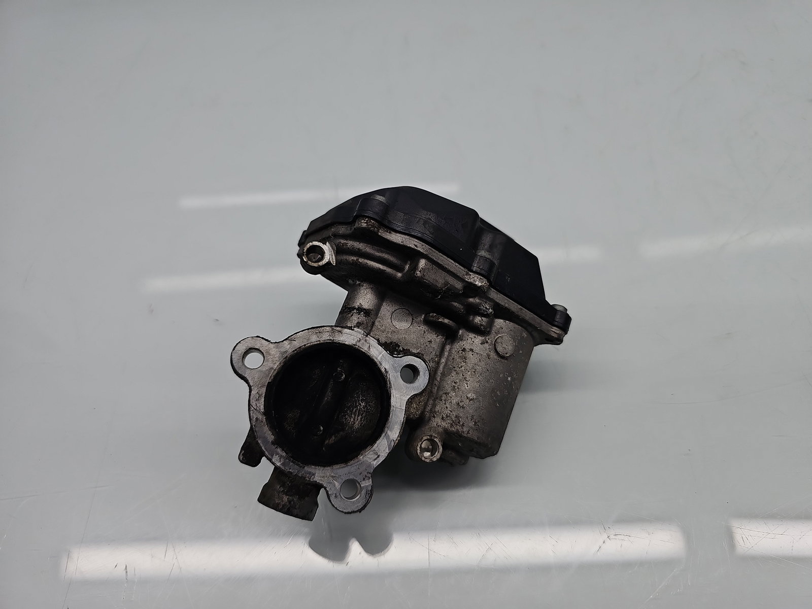 Supapa EGR Volkswagen Golf 7 (5G) [Fabr 2014-prezent] 04L131501C 1.6 TDI CLHA 77KW / 105CP - imagine 3