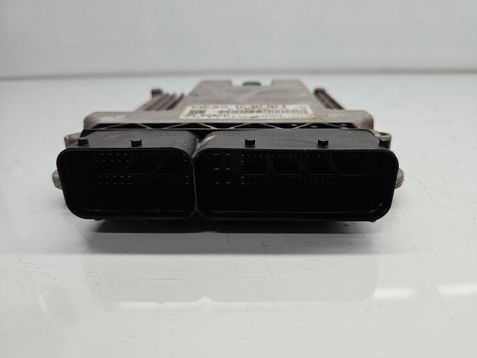 Calculator motor ECU Volkswagen Golf 7 (5G) [Fabr 2014-prezent] 04L907309B 1.6 TDI CLHA 77KW / 105CP