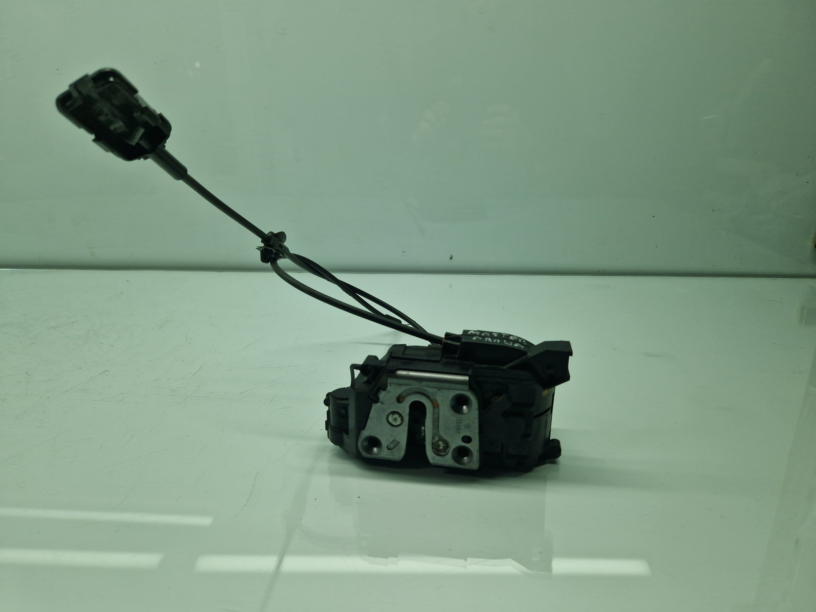 Broasca usa dreapta fata Opel Movano B F3500 (L2 H2) [Fabr 2010-2022] 805020009R - imagine 1