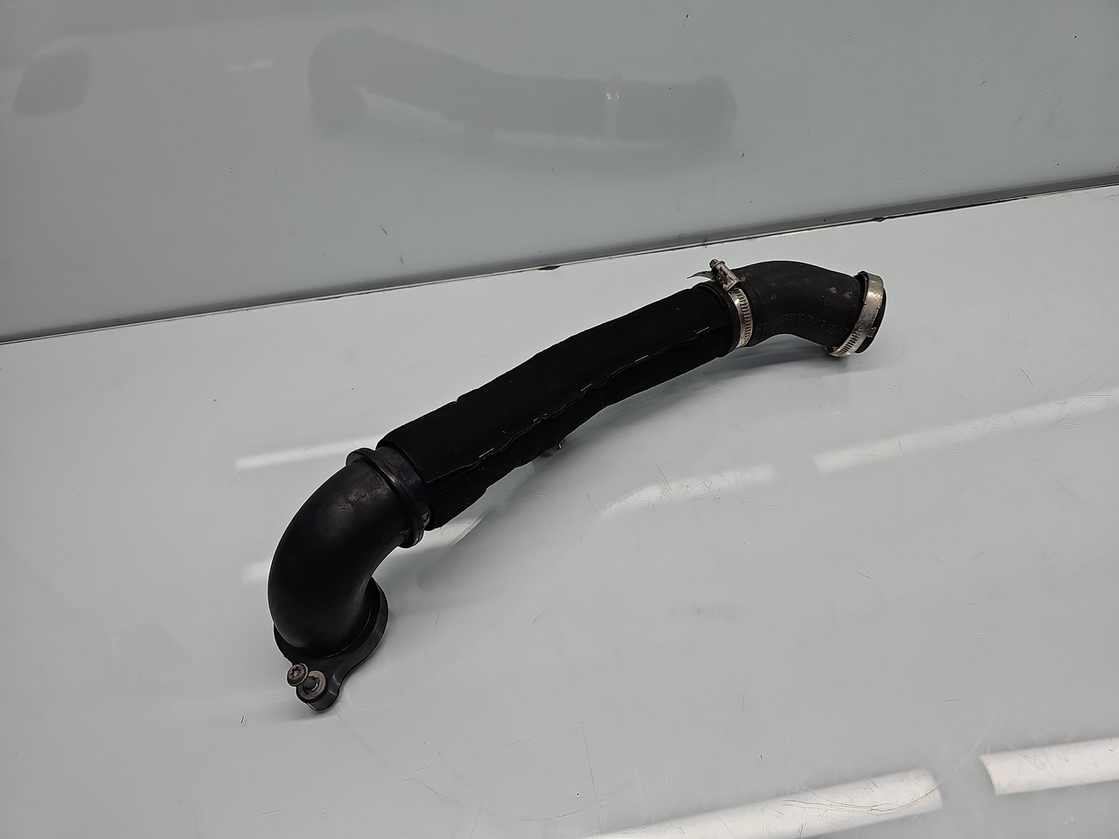 Tub intercooler Volkswagen Golf 7 (5G) [Fabr 2014-prezent] 04L145828D 1.6 TDI CLHA 77KW / 105CP - imagine 3