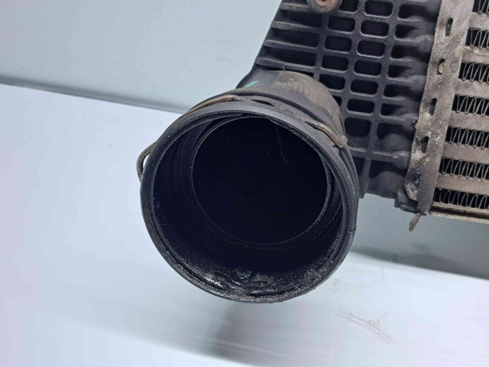 Radiator intercooler  Volkswagen Passat B6 (3C2) [Fabr 2005-2010] 3C0145805P 2.0 TDI CBAB 103KW / 140CP