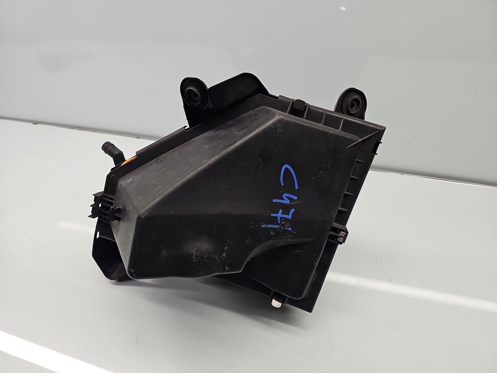 Carcasa filtru aer Bmw 3 (E90) [Fabr 2005-2011] 8512599 2.0 N47D20 105KW / 143CP - imagine 1